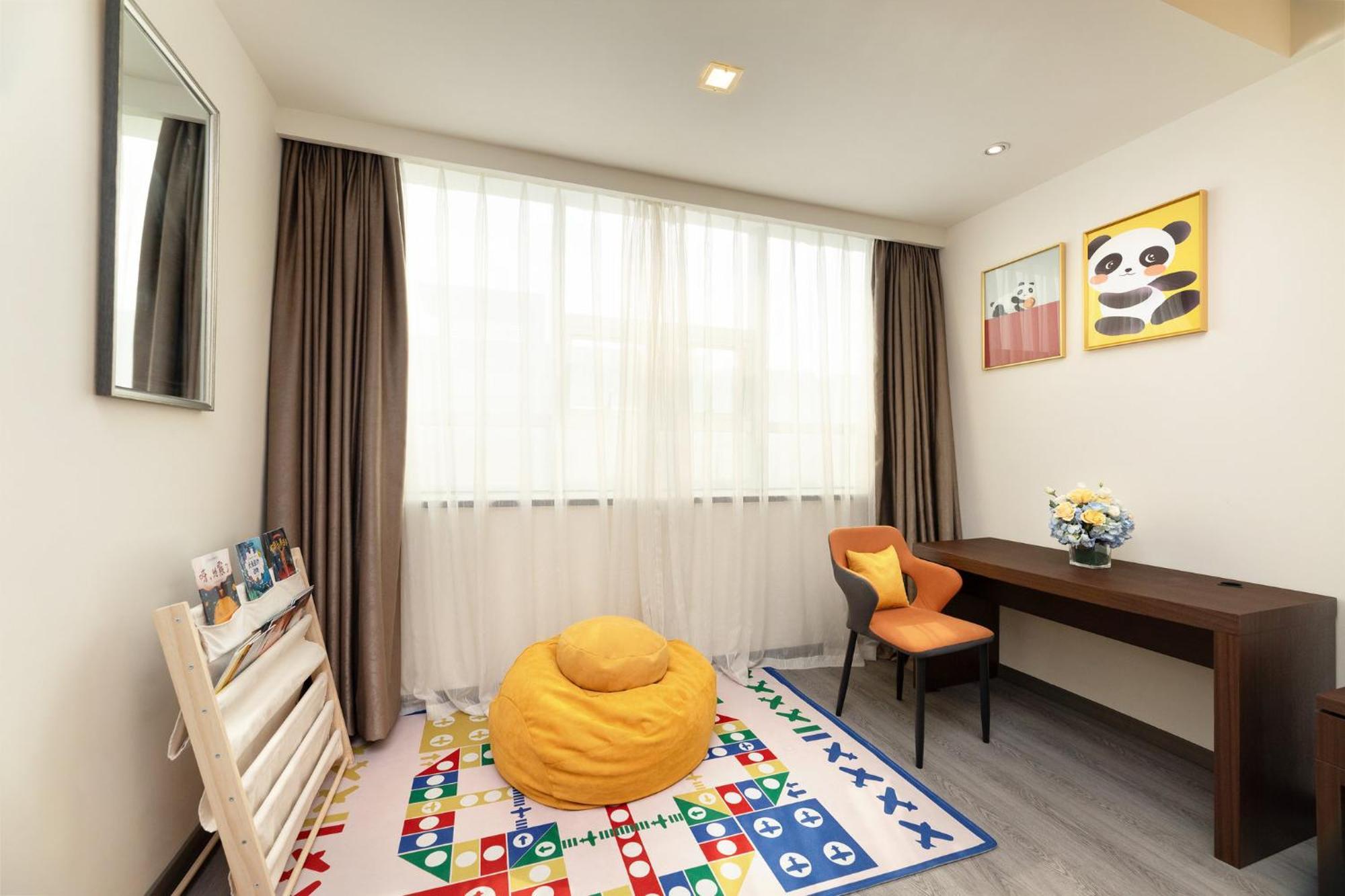 Holiday Inn Express Chengdu Wuhou By Ihg-Wuhou Temple And Jinli Exterior foto